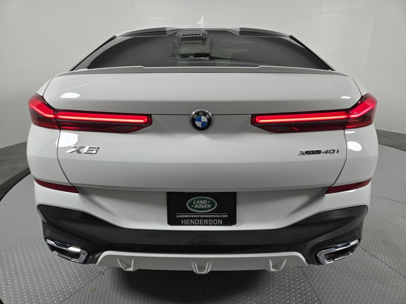 Used 2023 BMW X6 xDrive40i w/ M Sport Package image 6