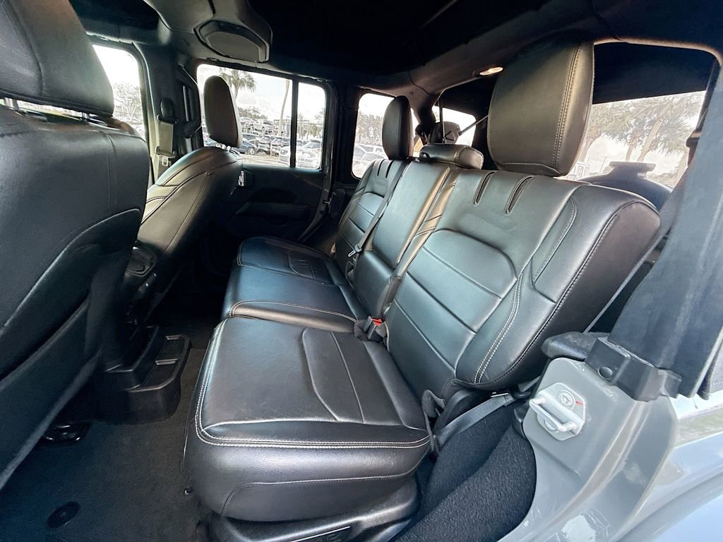 Used 2023 Jeep Wrangler Unlimited Sahara w/ Cold Weather Group image 27