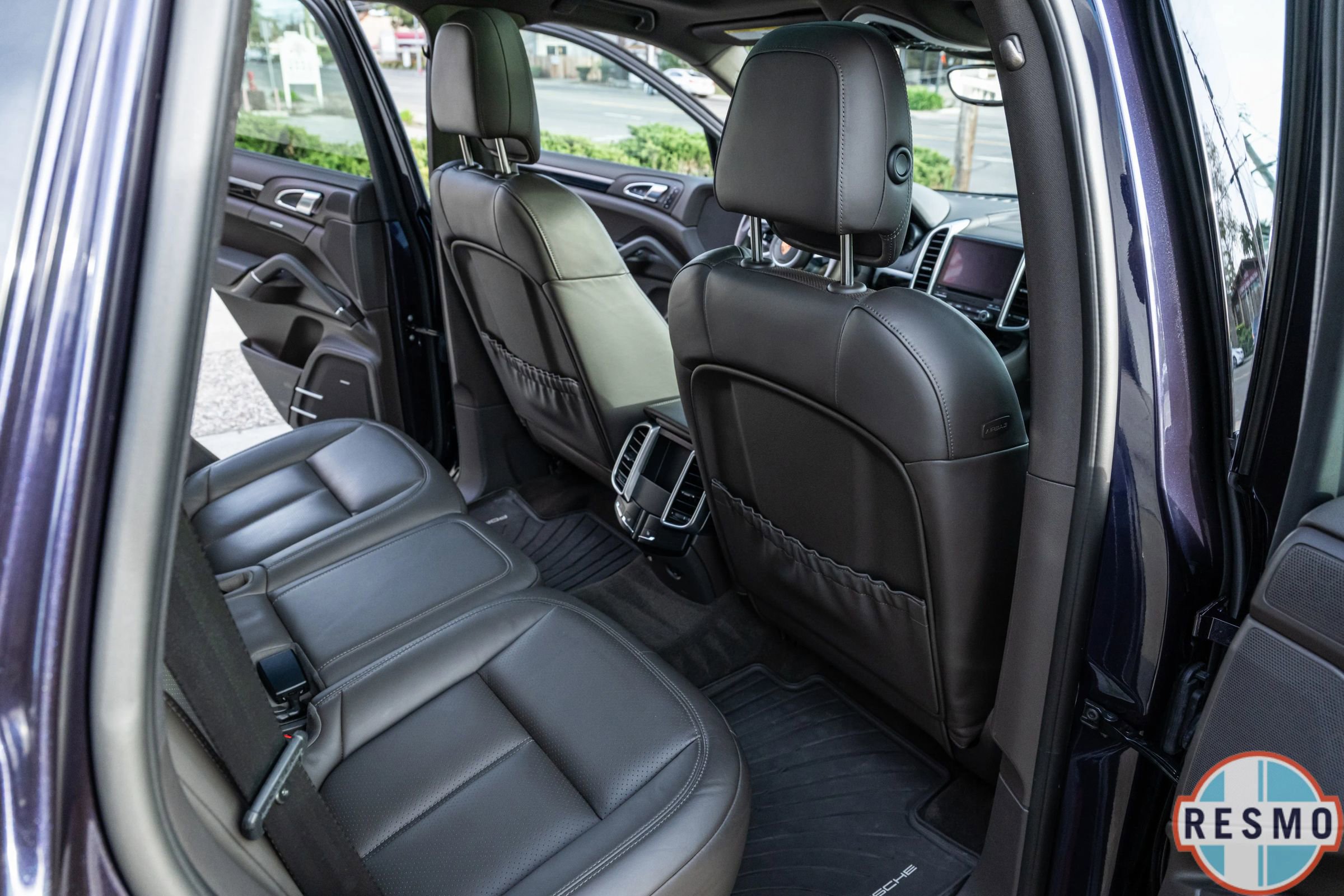 Used 2017 Porsche Cayenne S image 37