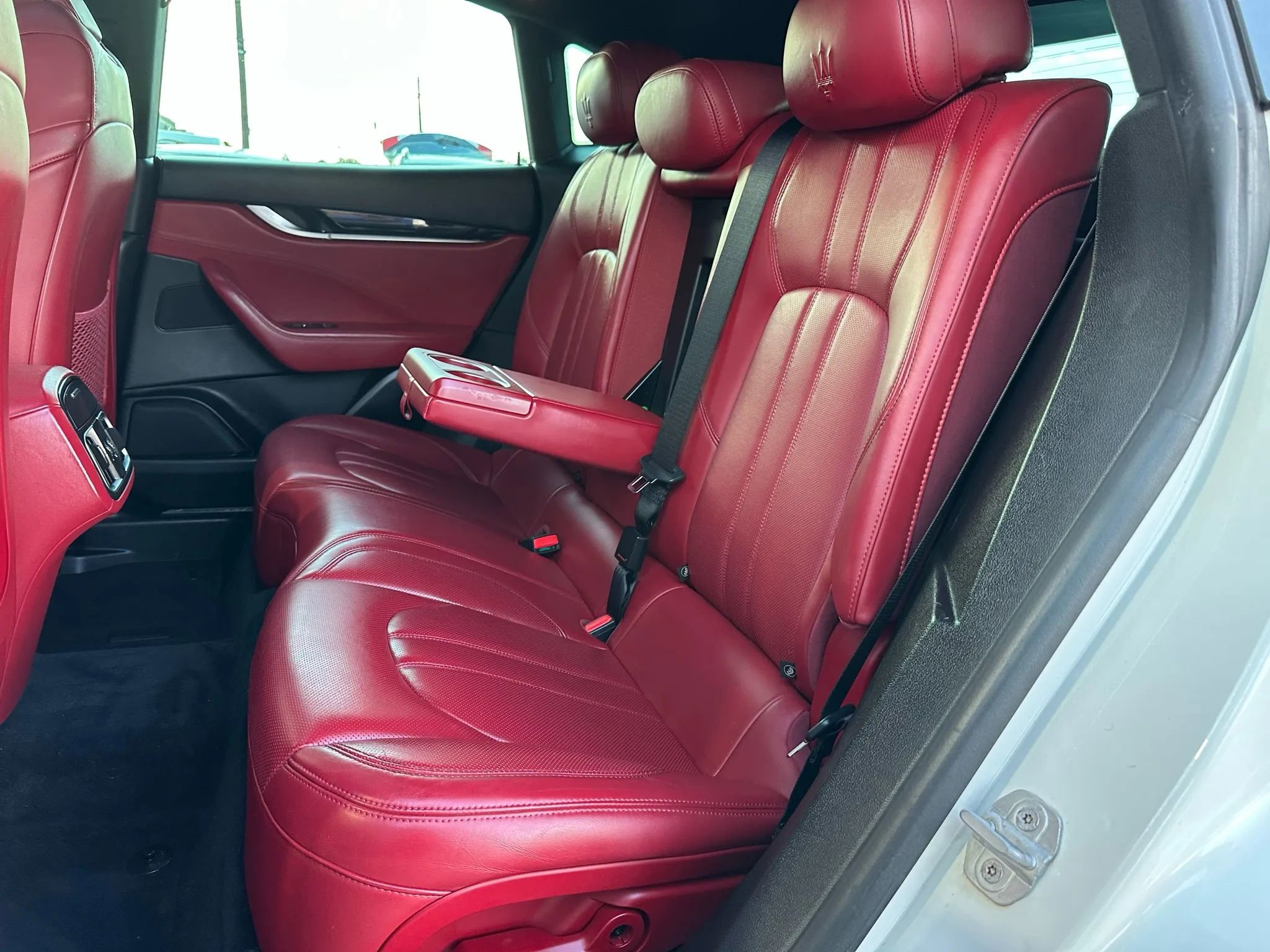 Used 2017 Maserati Levante w/ Sport Package image 18