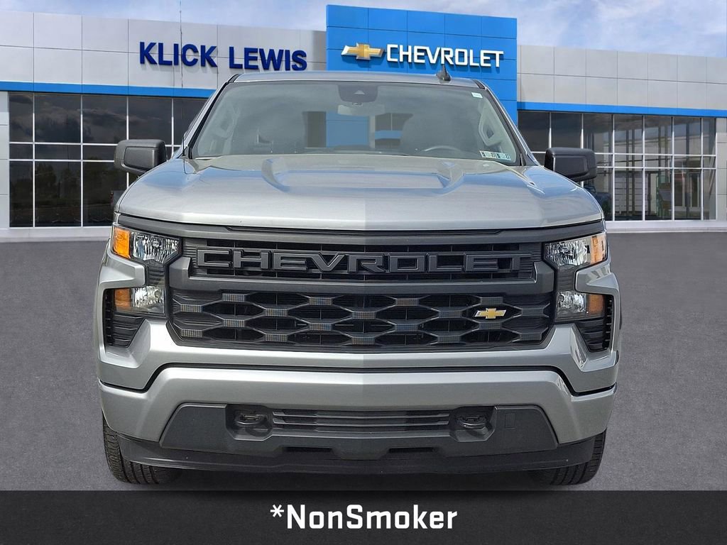 Used 2024 Chevrolet Silverado 1500 Custom AWD/4WD image 2