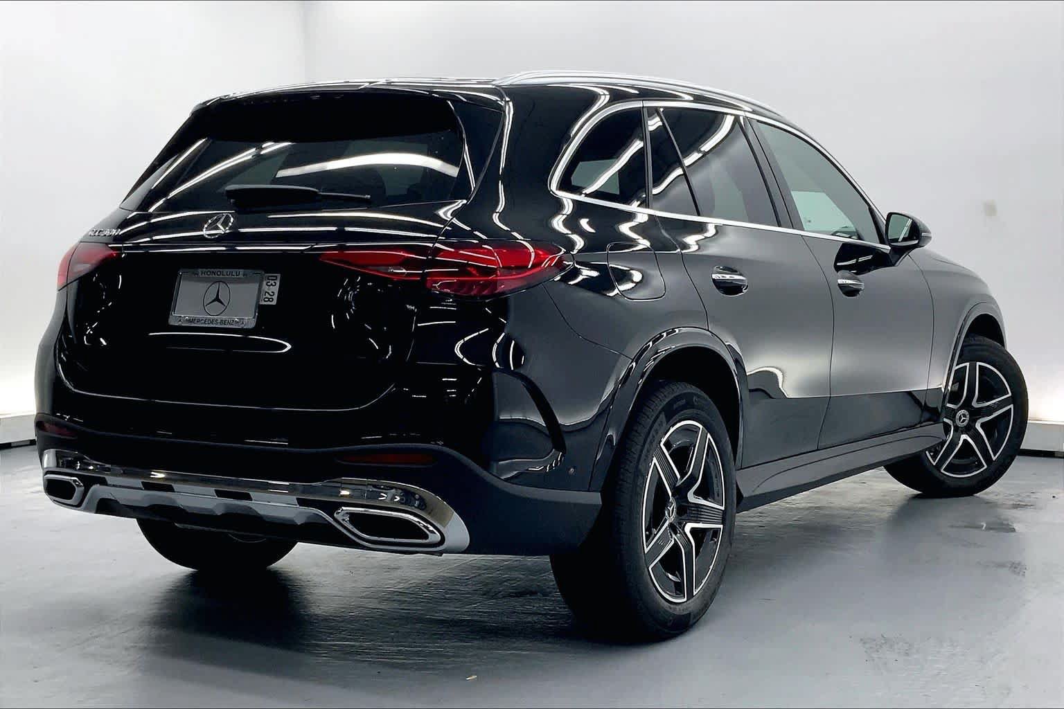Used 2026 Mercedes-Benz GLC 300 image 7