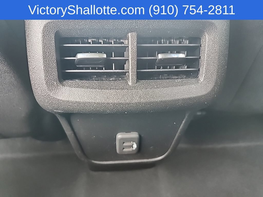 Used 2022 Chevrolet Equinox LT FWD image 23