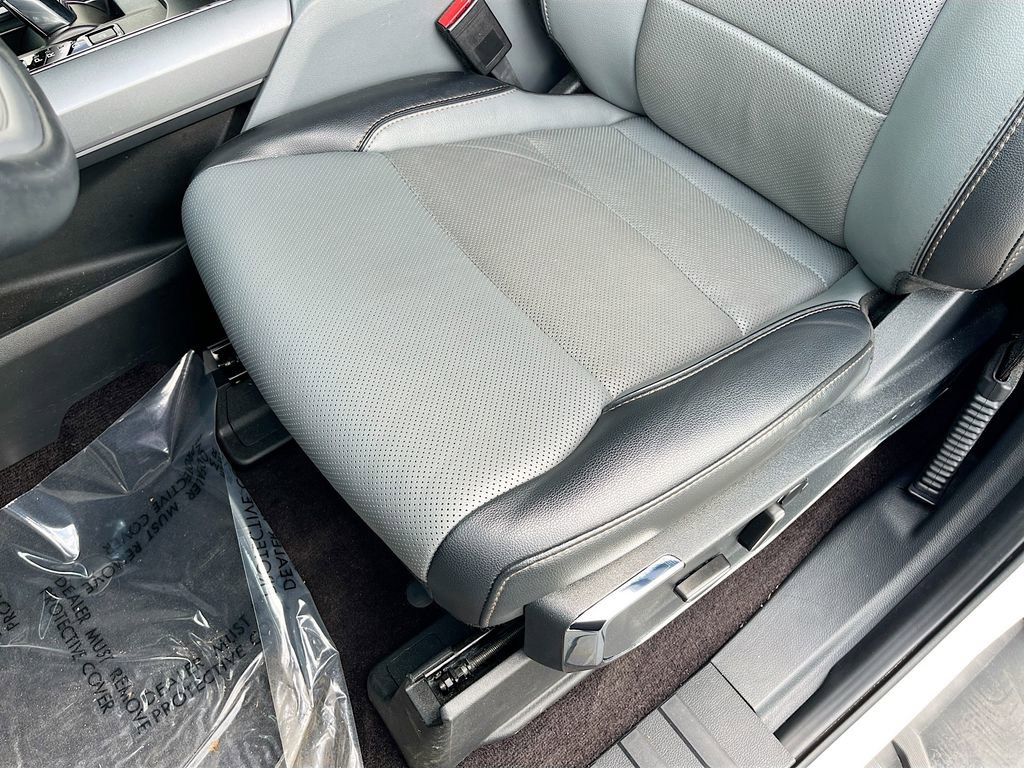 Used 2022 Ford F150 Lightning Pro w/ Tow Technology Package image 20