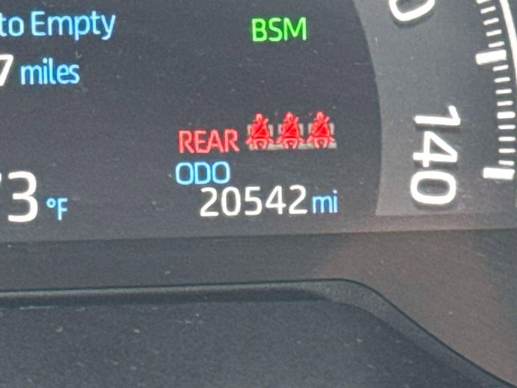 Used 2023 Toyota RAV4 XLE Premium image 26