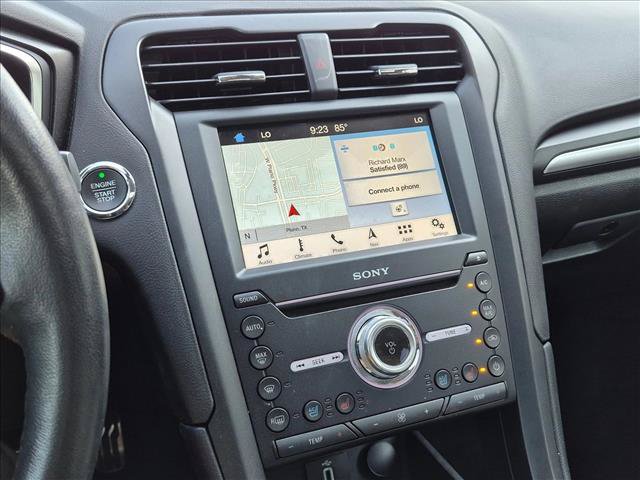 Used 2017 Ford Fusion Energi Titanium FWD image 15