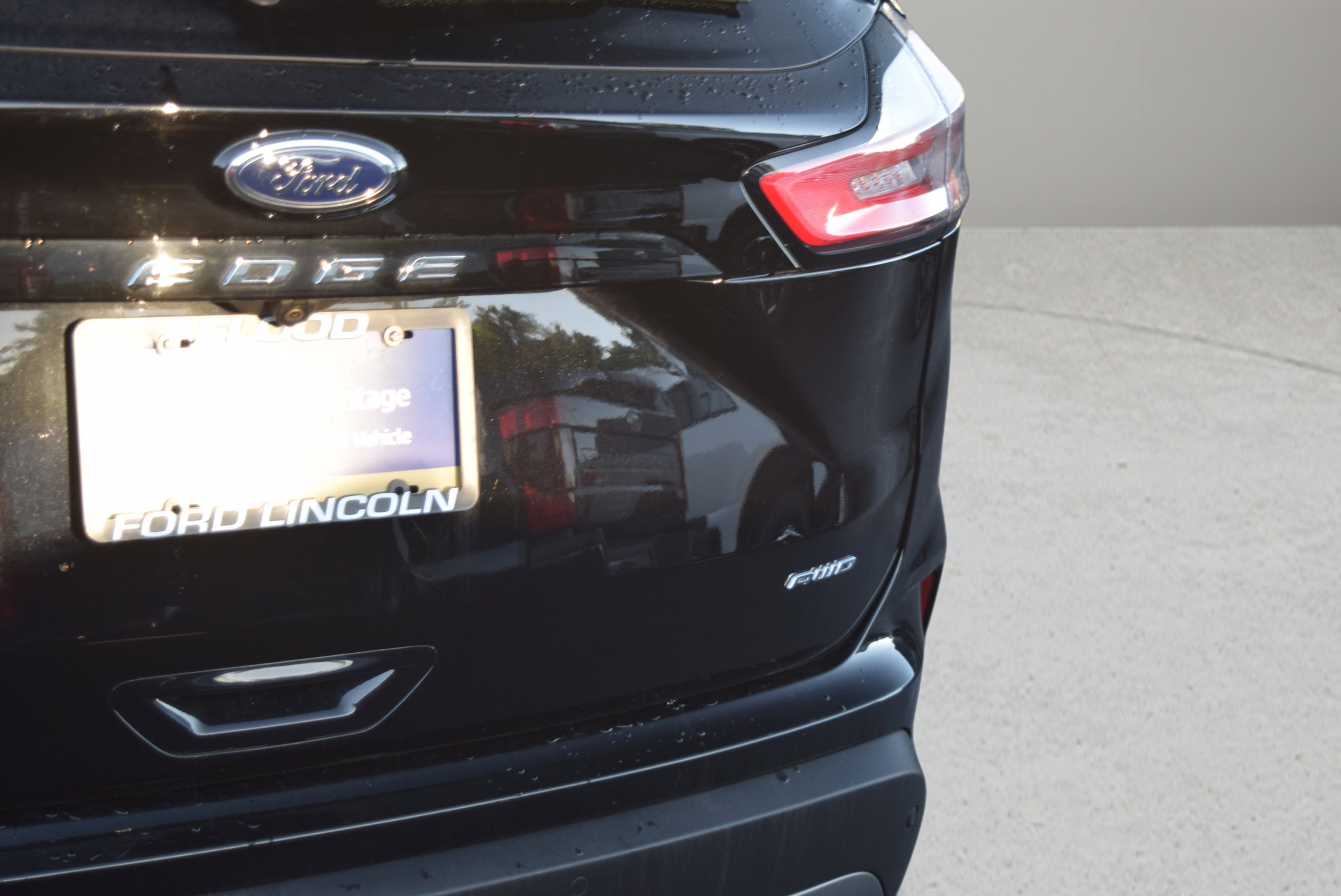 Used 2024 Ford Edge SEL w/ Convenience Package AWD/4WD image 6