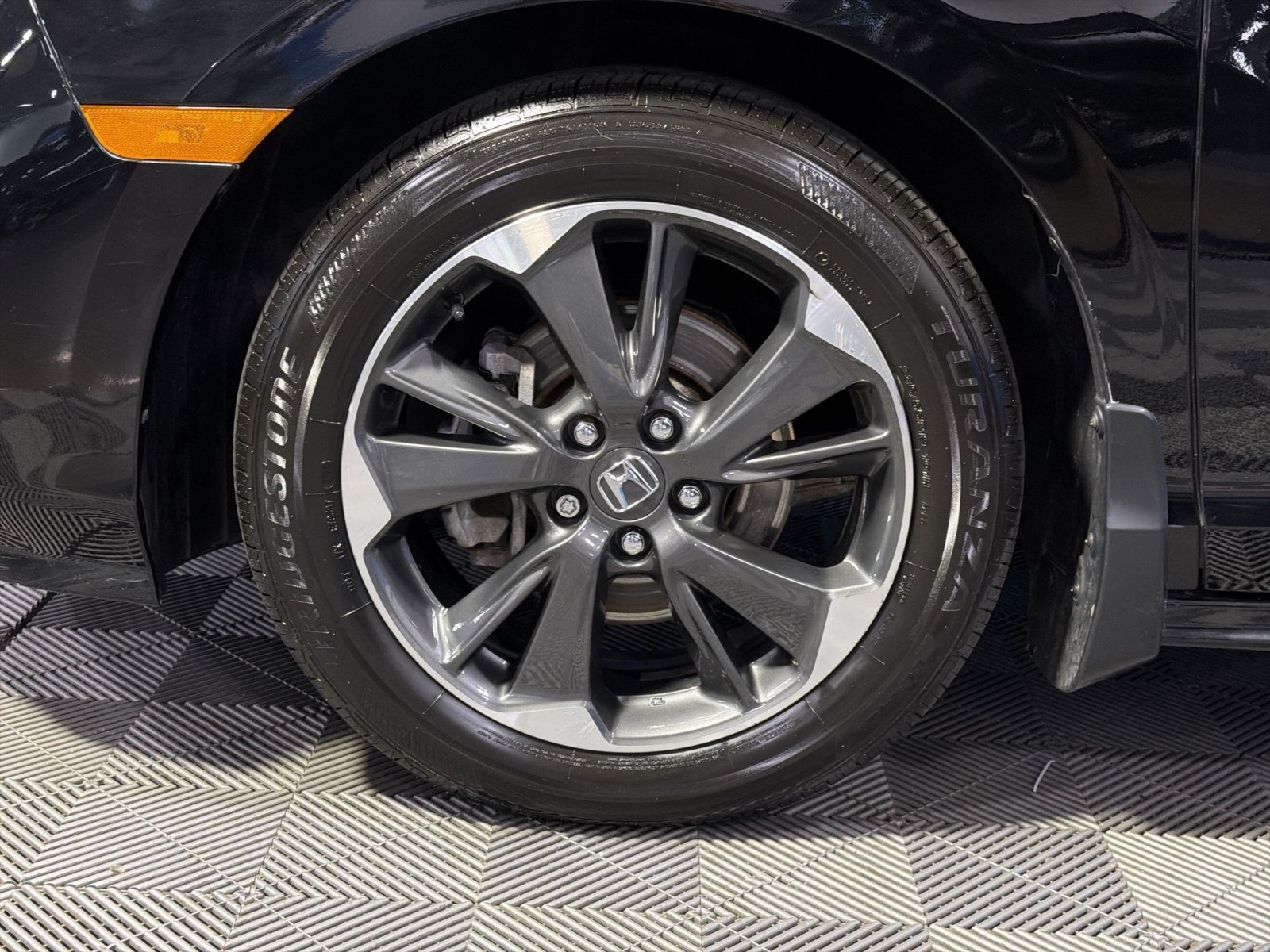 Used 2024 Honda Odyssey Elite image 16