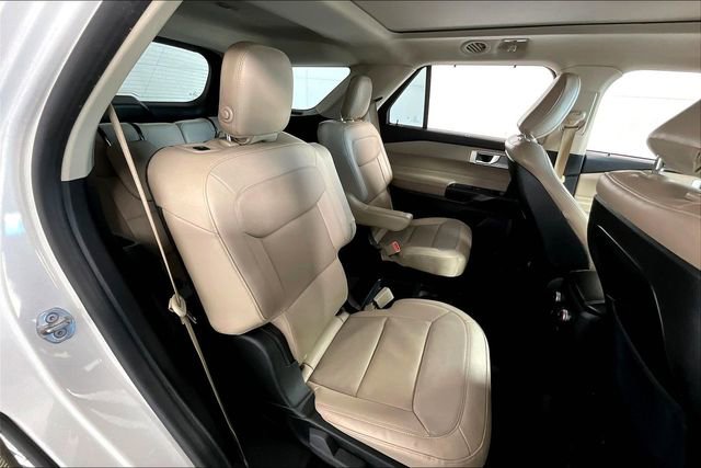 Used 2020 Ford Explorer Limited image 27