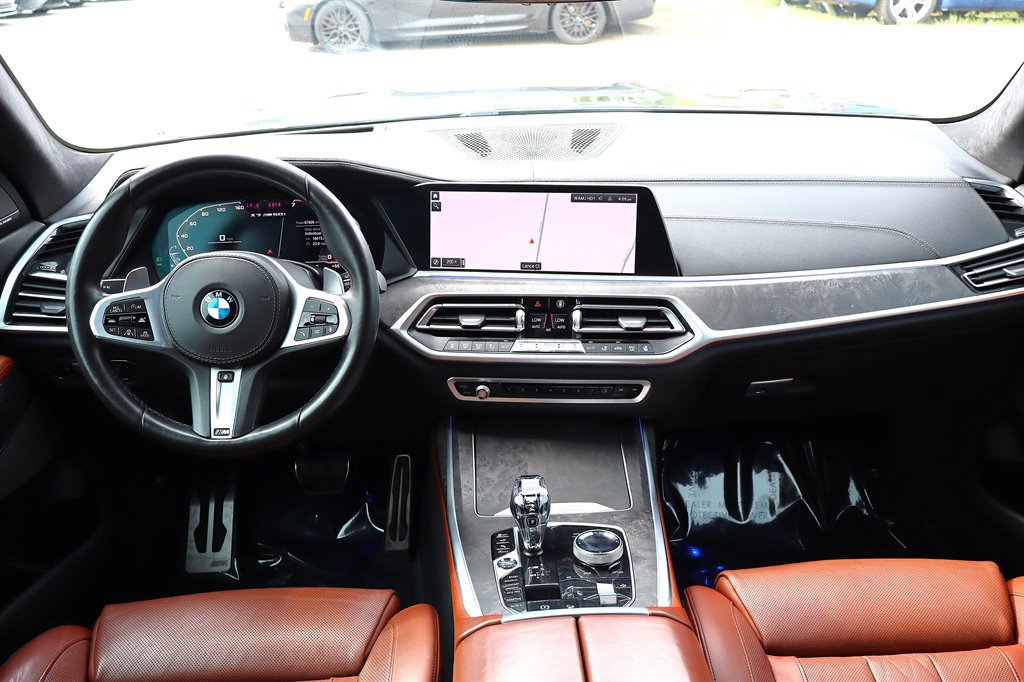 Used 2020 BMW X7 M50i AWD/4WD image 18