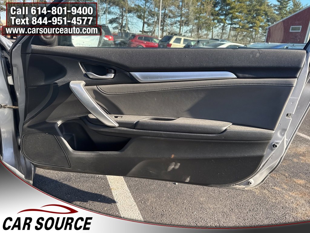 Used 2016 Honda Civic Touring image 22
