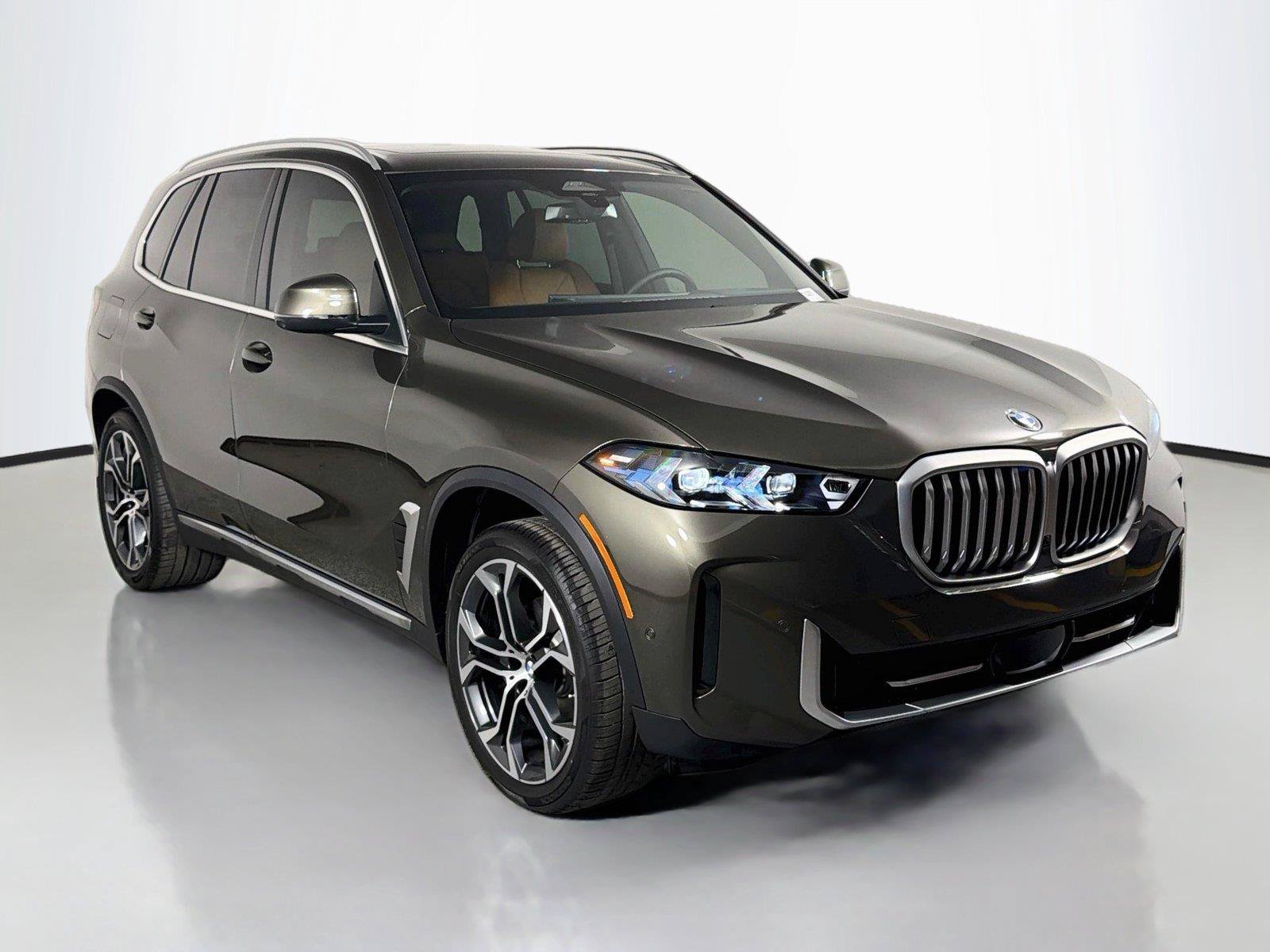 New 2026 BMW X5 sDrive40i w/ Premium Package RWD image 3