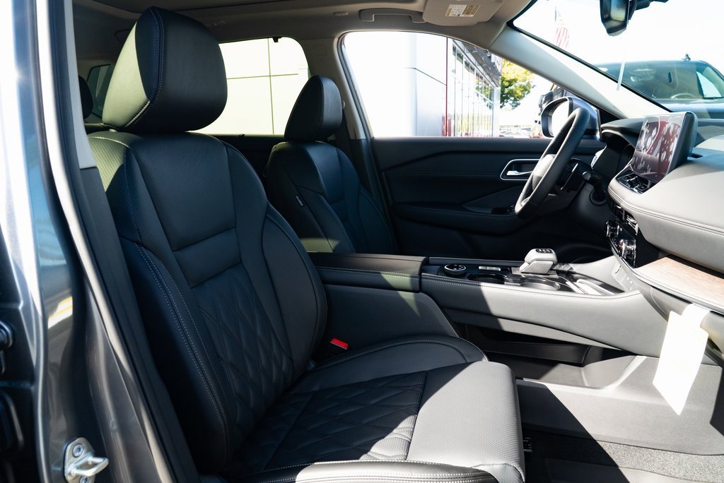 New 2026 Nissan Rogue Platinum image 26