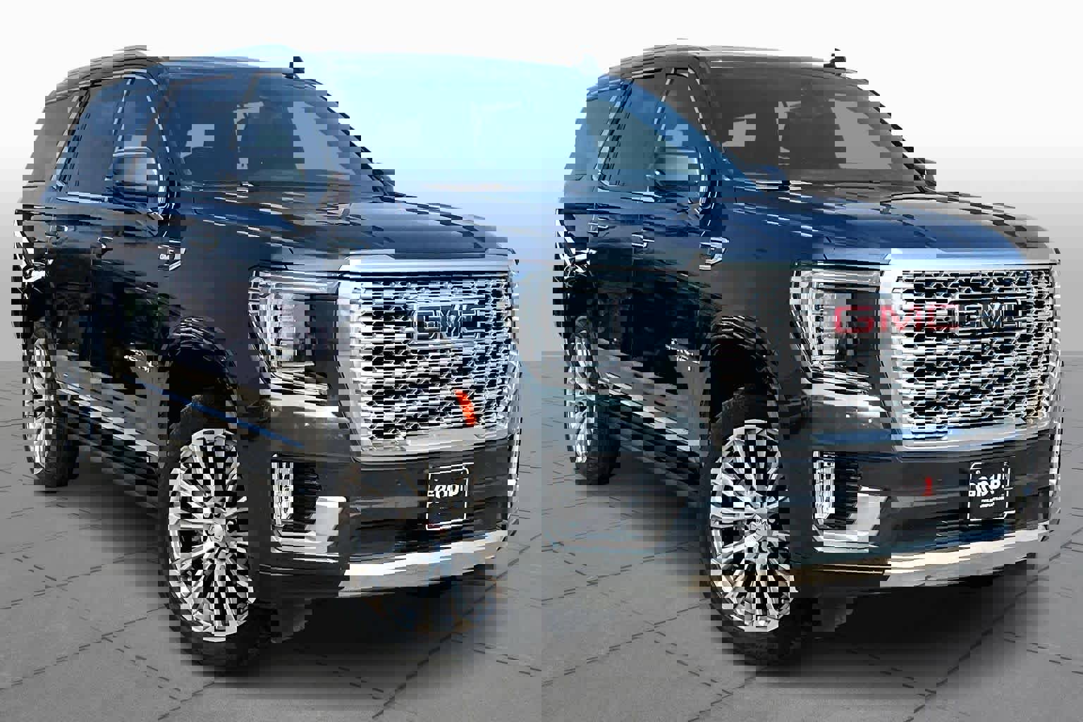 Certified 2021 GMC Yukon Denali w/ Denali Premium Package image 5