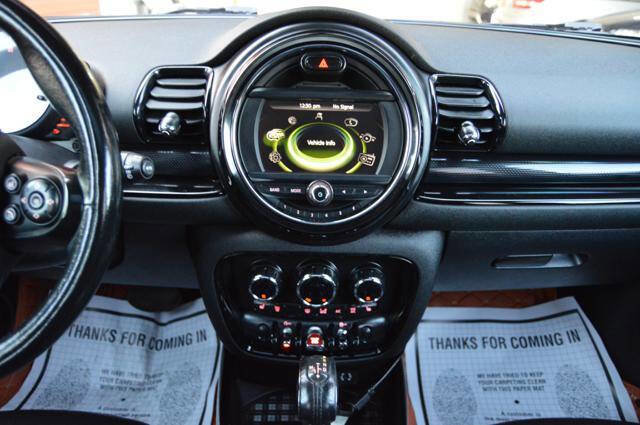Used 2017 MINI Cooper Clubman S image 19