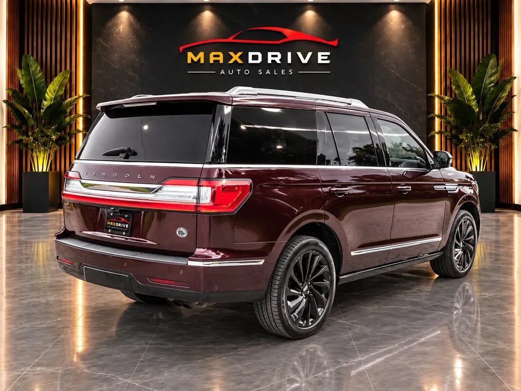 Used 2021 Lincoln Navigator Black Label AWD/4WD image 3