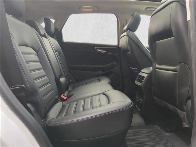 Used 2020 Ford Edge SEL w/ Convenience Package image 24