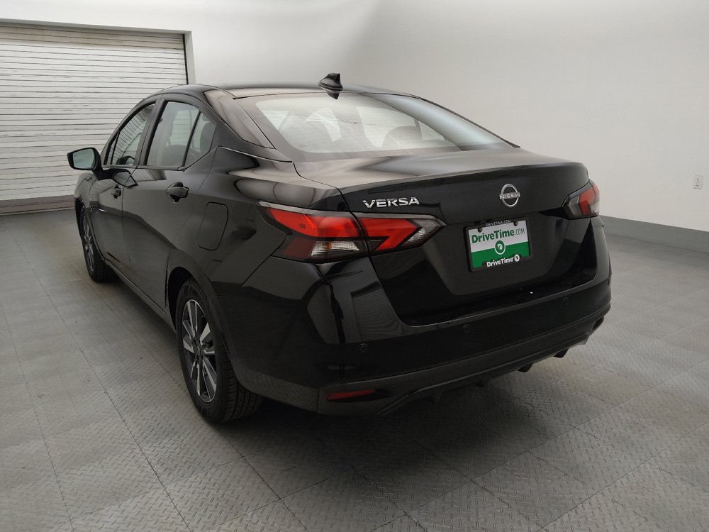 Used 2025 Nissan Versa SV FWD image 5