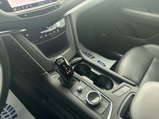 Certified 2023 Cadillac XT5 Premium Luxury AWD/4WD image 46