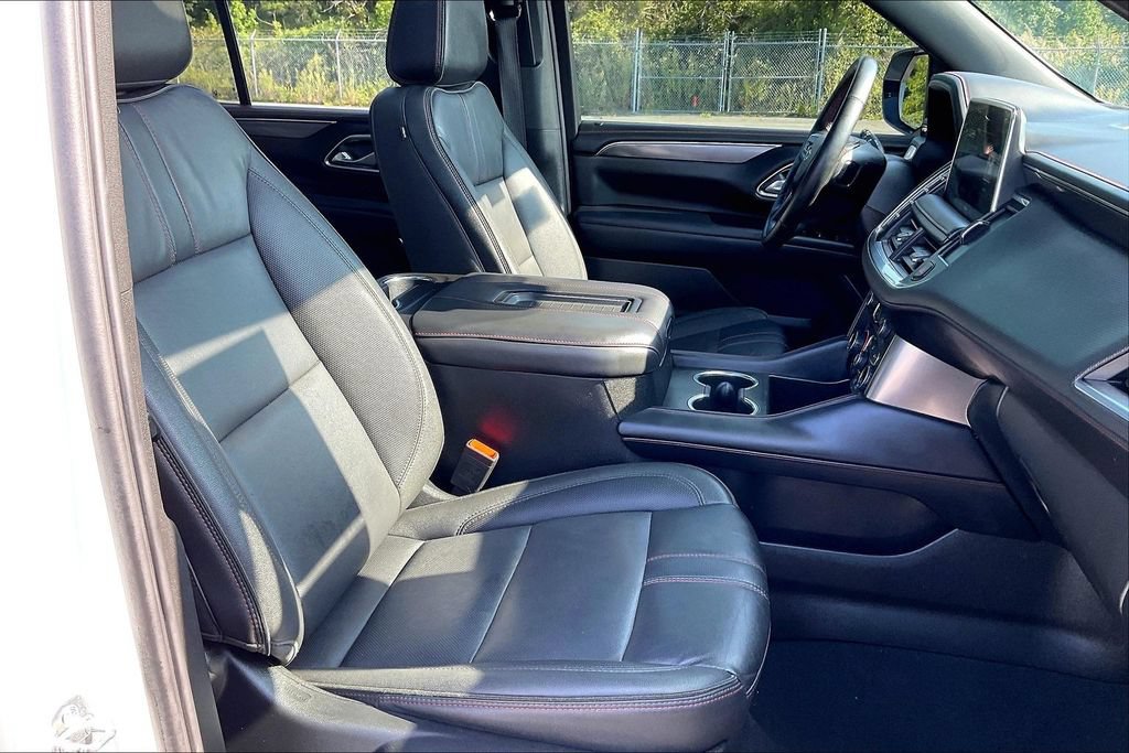 Used 2024 Chevrolet Tahoe RST w/ Luxury Package AWD/4WD image 33