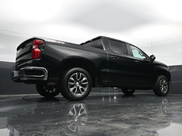 Used 2024 Chevrolet Silverado 1500 LT AWD/4WD image 41
