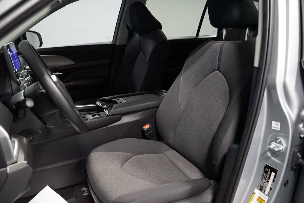 Certified 2025 Toyota Grand Highlander FWD image 26