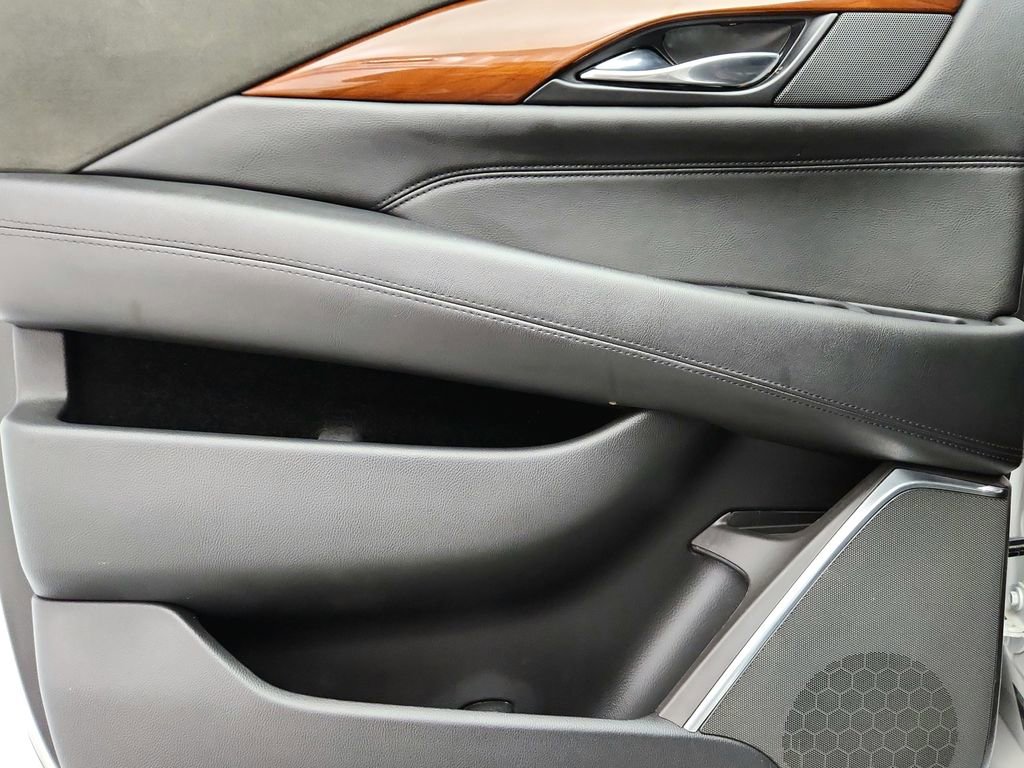 Used 2019 Cadillac Escalade ESV Luxury image 30