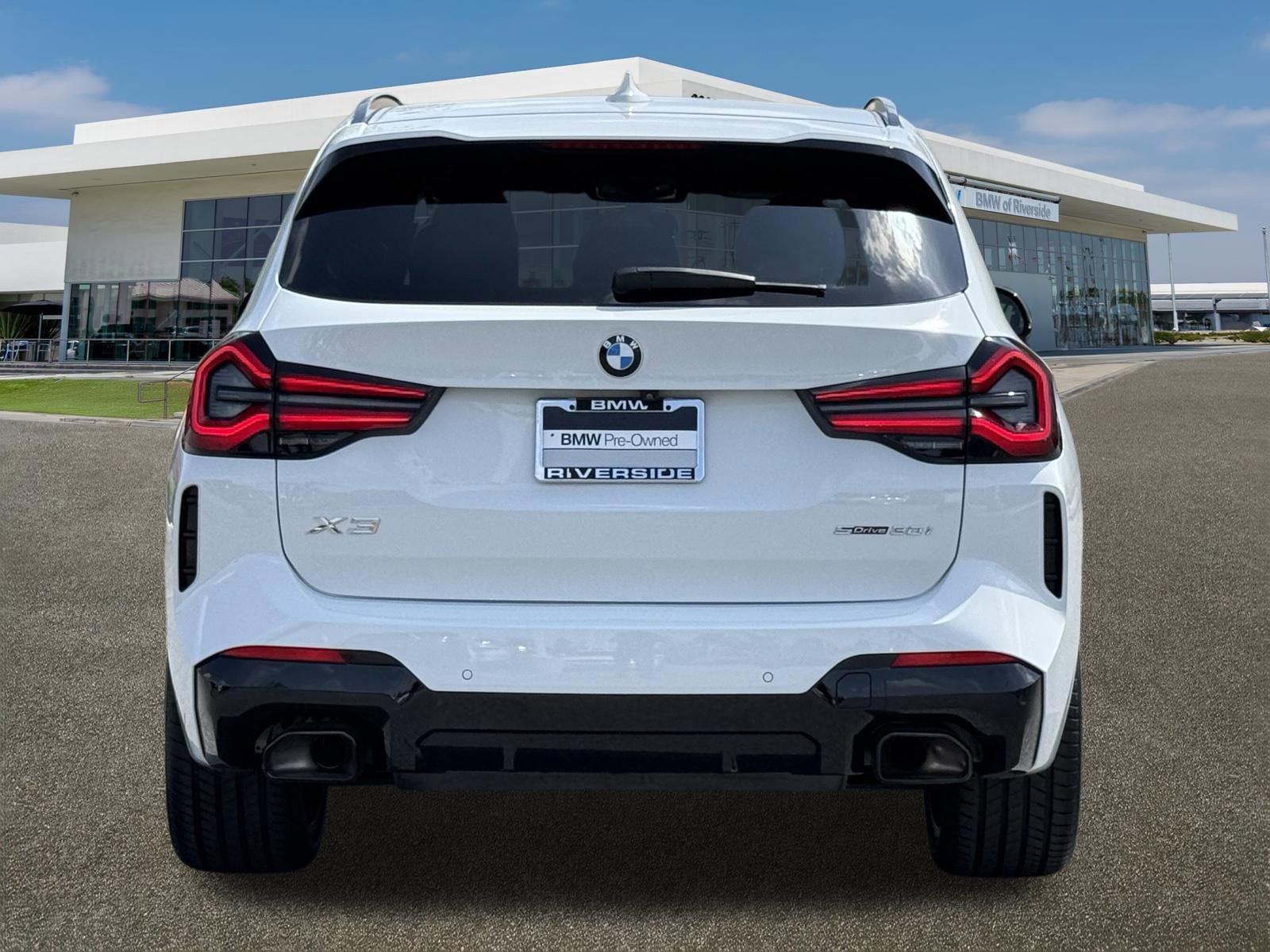 Certified 2024 BMW X3 sDrive30i w/ M Sport Package RWD image 9