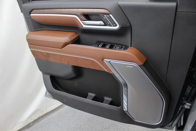 New 2026 GMC Sierra 2500 Denali Ultimate w/ LPO, Black Badging Package AWD/4WD image 19