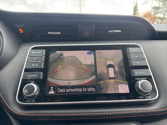 Used 2019 Nissan Kicks SR w/ SR Premium Package image 5