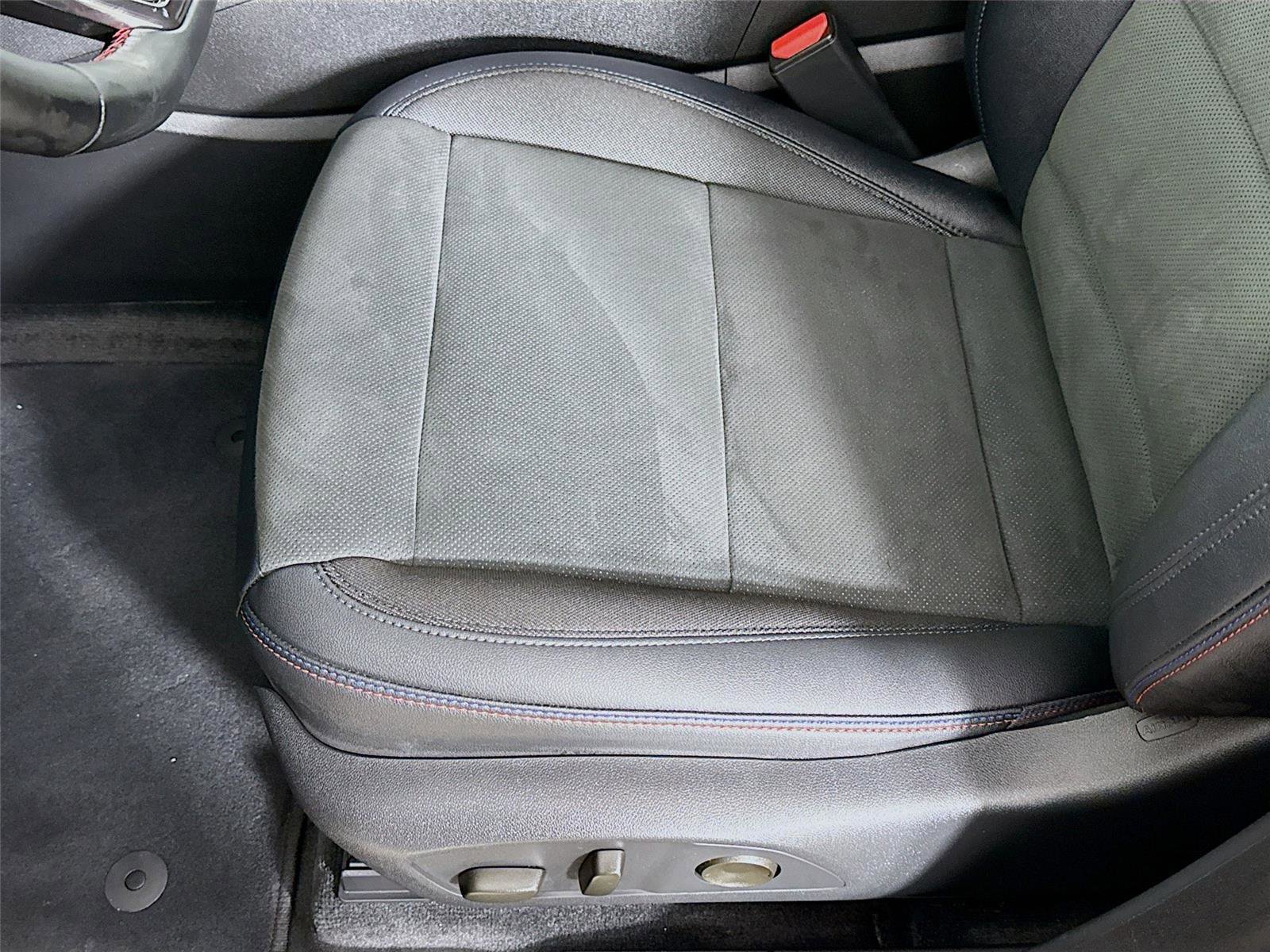 Used 2025 Chevrolet Blazer EV RS image 19