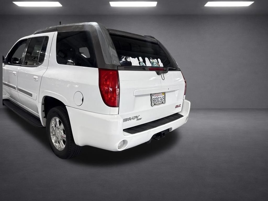 Used 2004 GMC Envoy XUV SLT RWD image 25