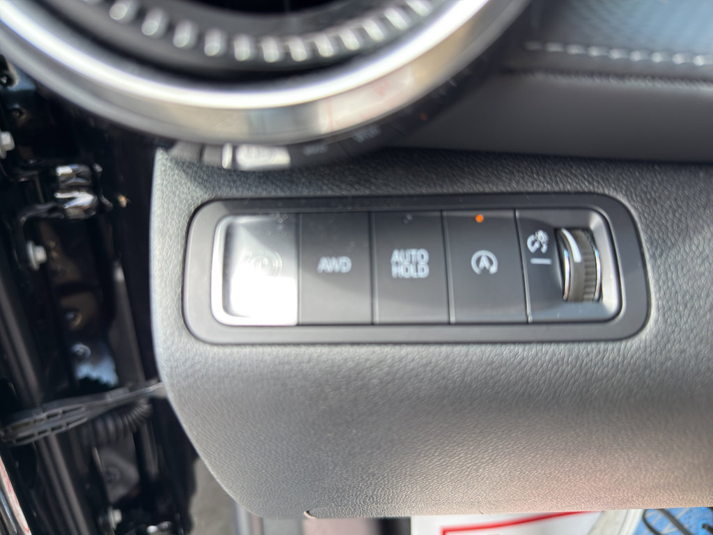 Used 2025 Chevrolet Equinox LT w/ Convenience Package II image 13