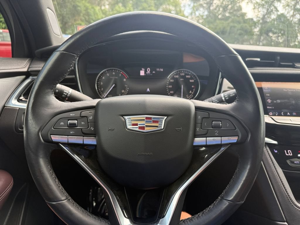 Used 2022 Cadillac XT6 Premium Luxury FWD image 21