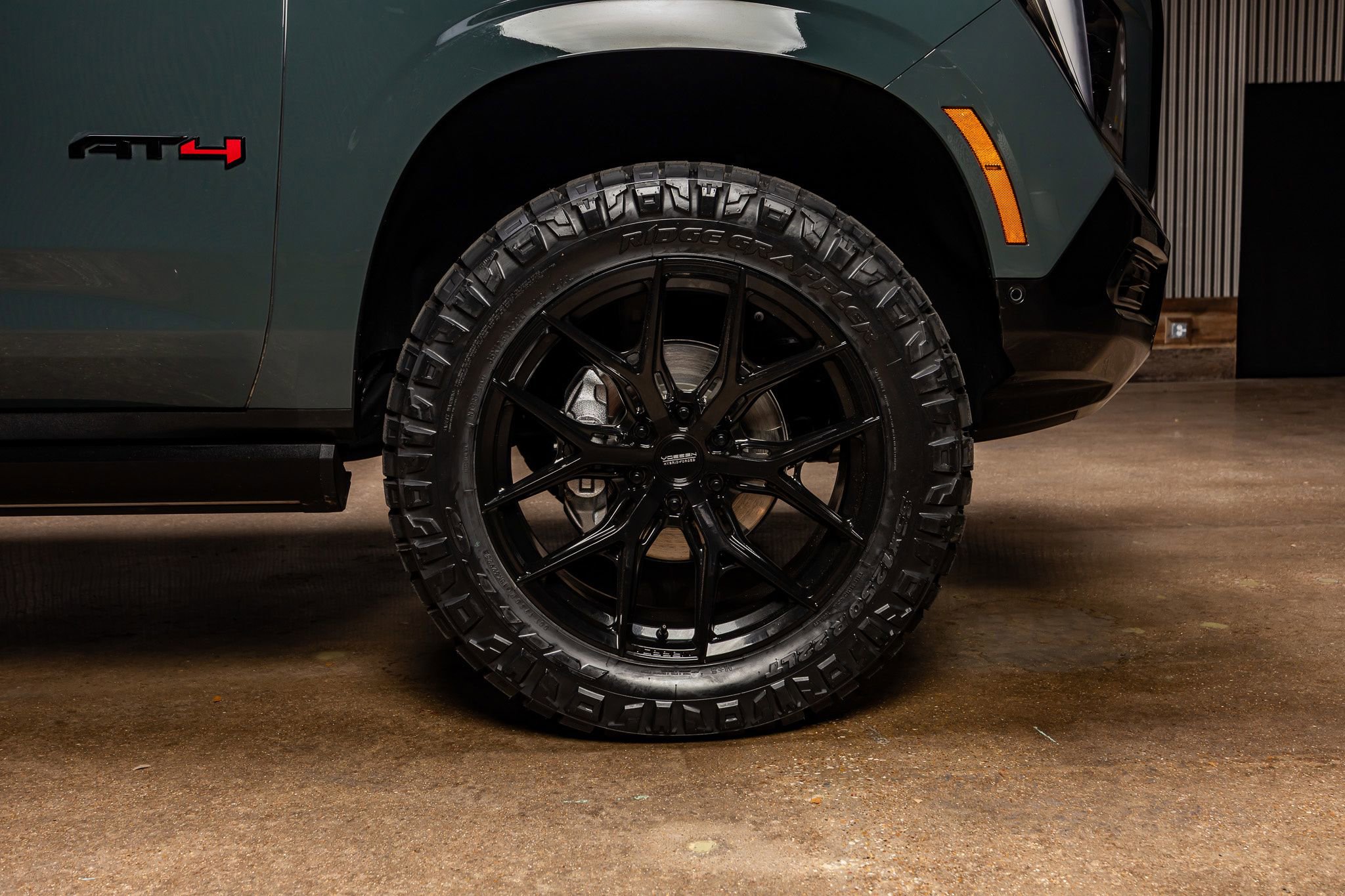 Used 2026 GMC Yukon AT4 Ultimate image 12