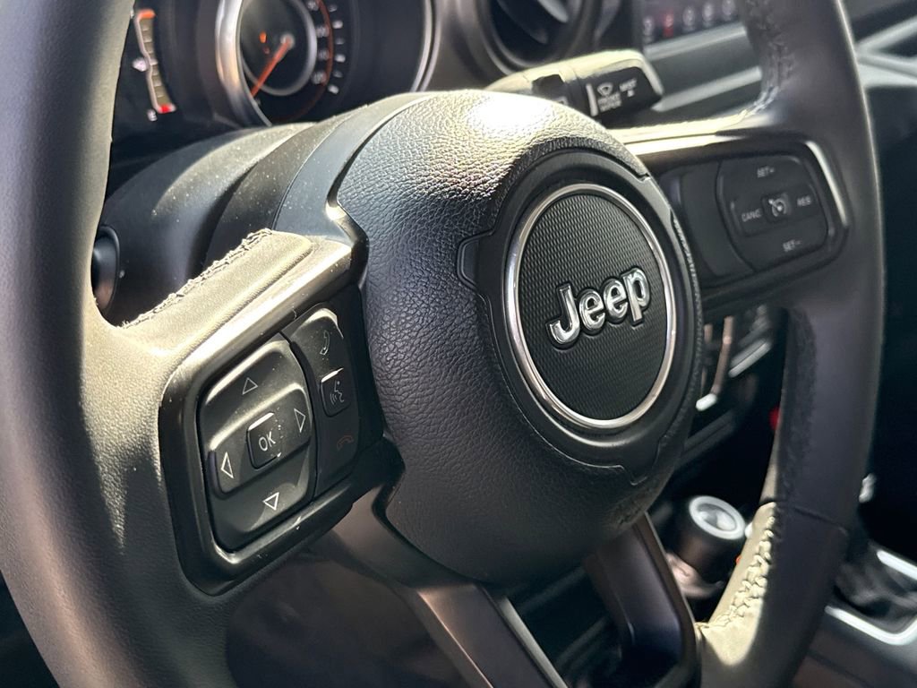 Used 2023 Jeep Wrangler Sport S image 29