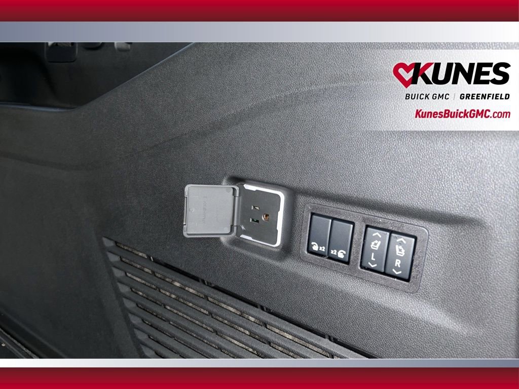 New 2026 GMC Yukon XL Denali w/ Sun & Power Step Package image 42