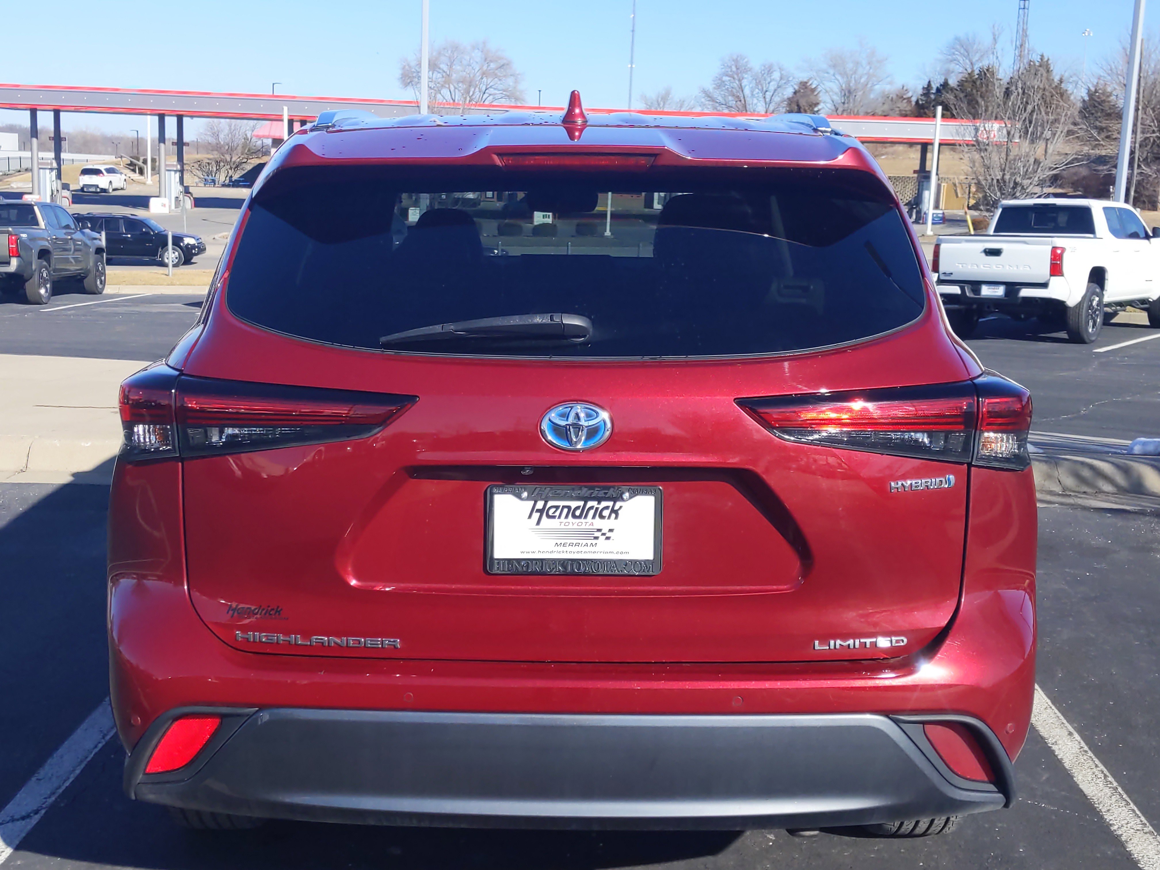 Certified 2021 Toyota Highlander Limited image 9