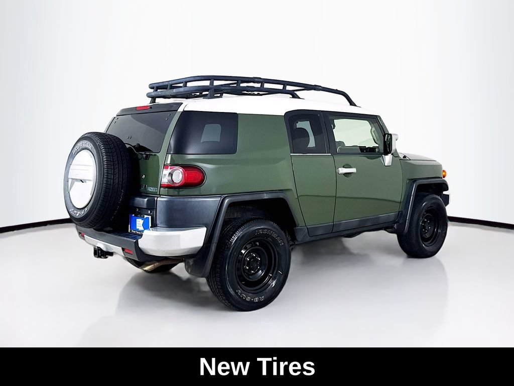 Used 2014 Toyota FJ Cruiser 4WD w/ Convenience Package image 8