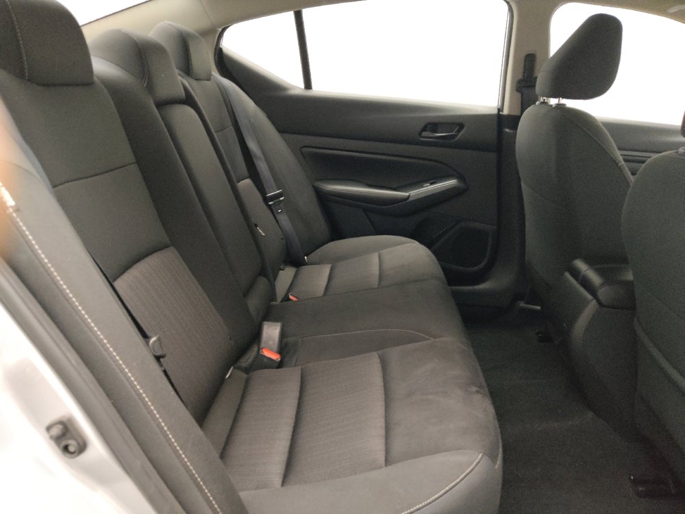 Used 2024 Nissan Altima 2.5 SV image 19