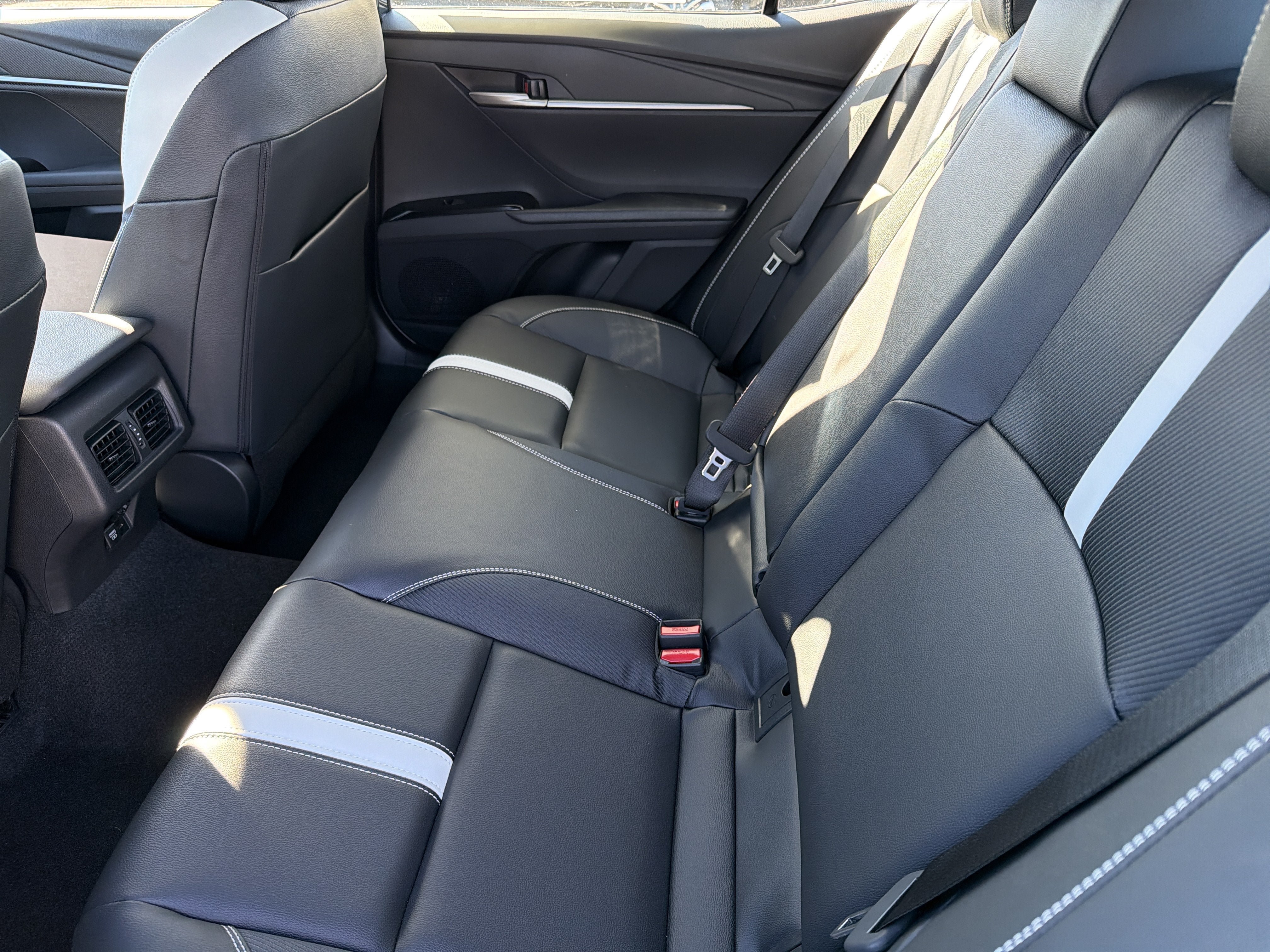 New 2026 Toyota Camry SE FWD image 22