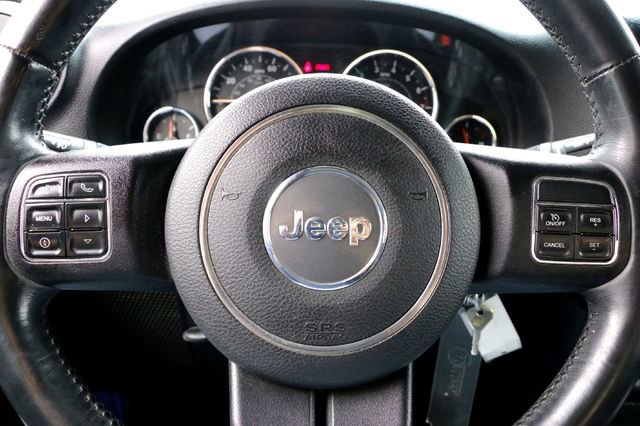 Used 2015 Jeep Wrangler Unlimited Willys image 13