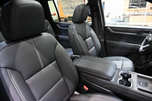 New 2026 GMC Acadia Elevation w/ Elevation Premium Package image 6