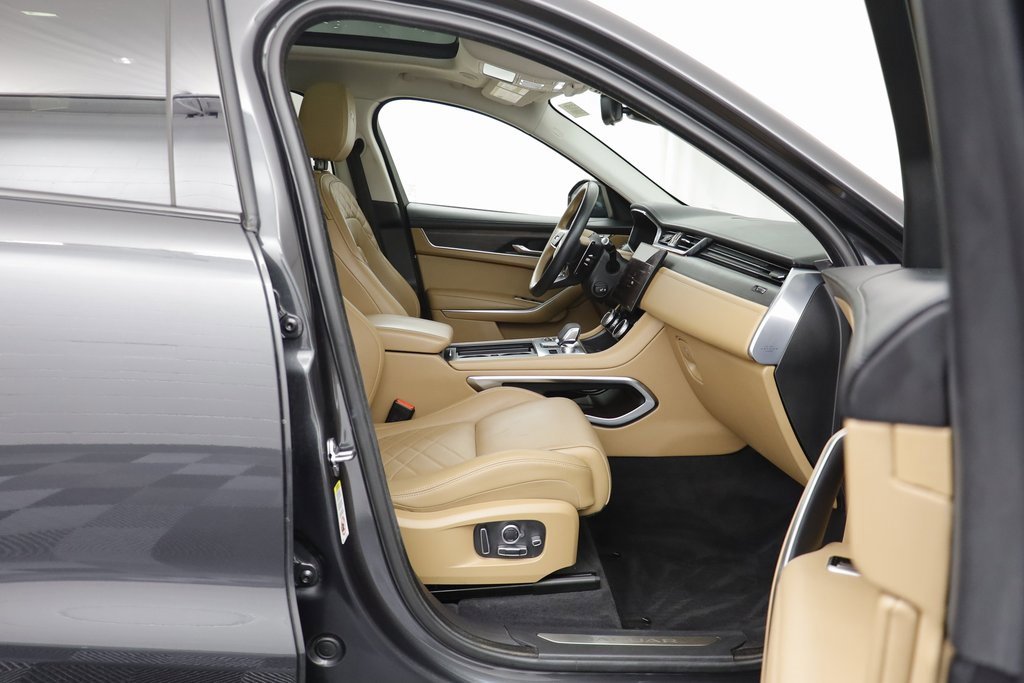 Used 2023 Jaguar F-PACE S image 20