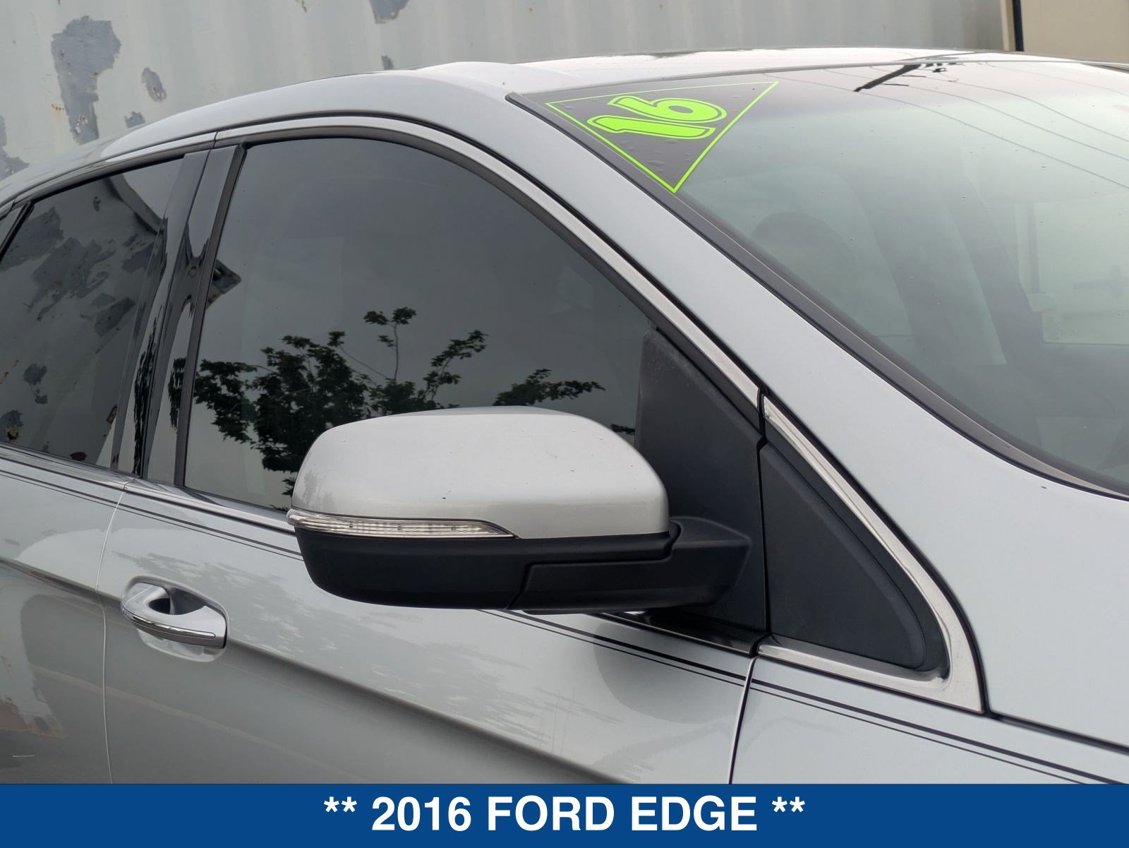 Used 2016 Ford Edge Titanium w/ Technology Package FWD image 11