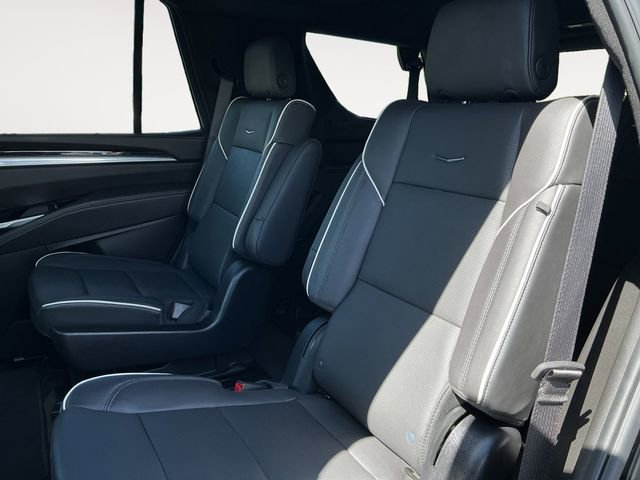 Used 2025 Cadillac Escalade Sport w/ LPO, ONYX Package AWD/4WD image 6