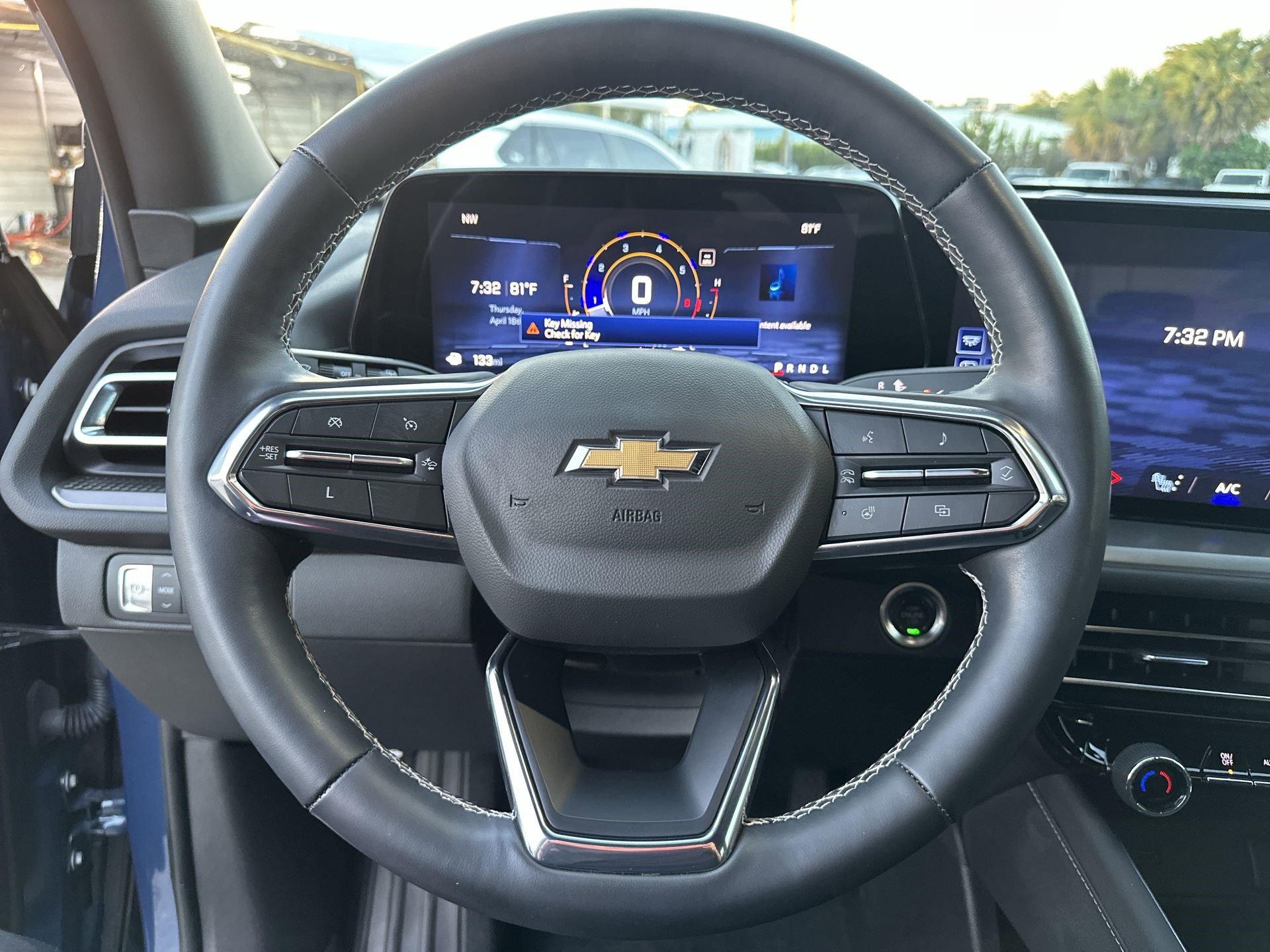 Used 2024 Chevrolet Traverse LS image 11