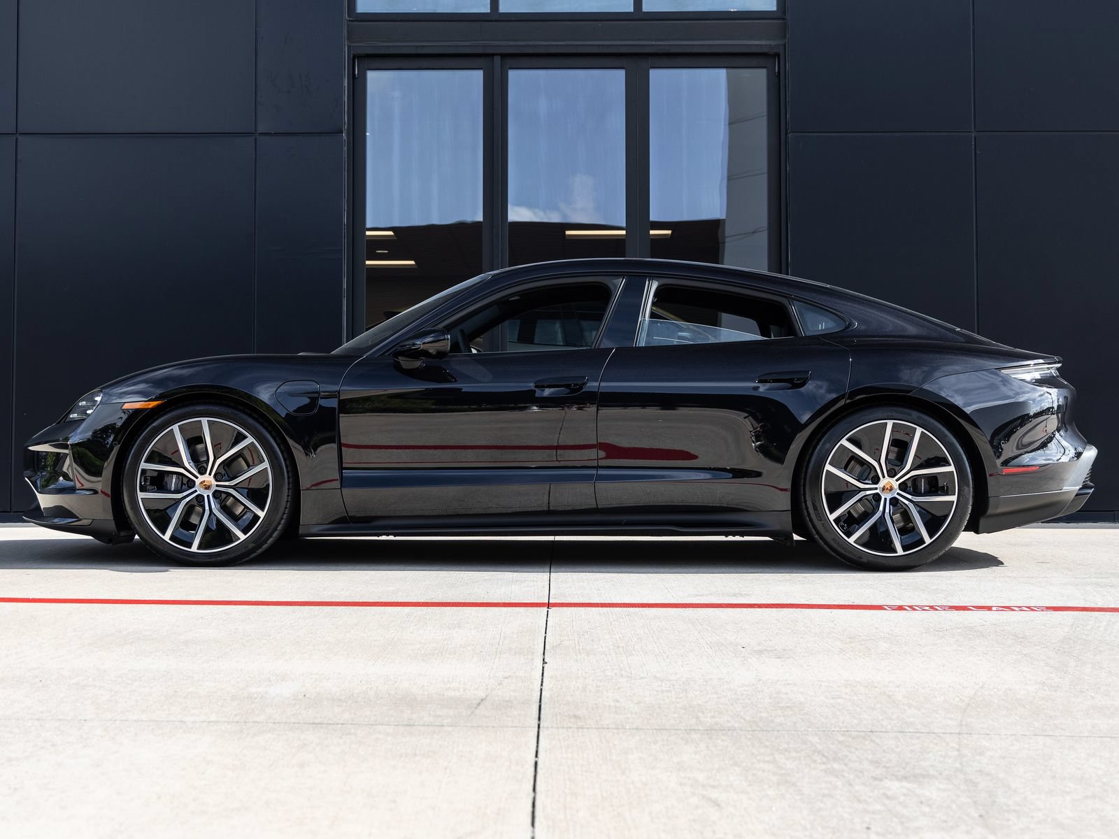 New 2026 Porsche Taycan AWD/4WD image 2