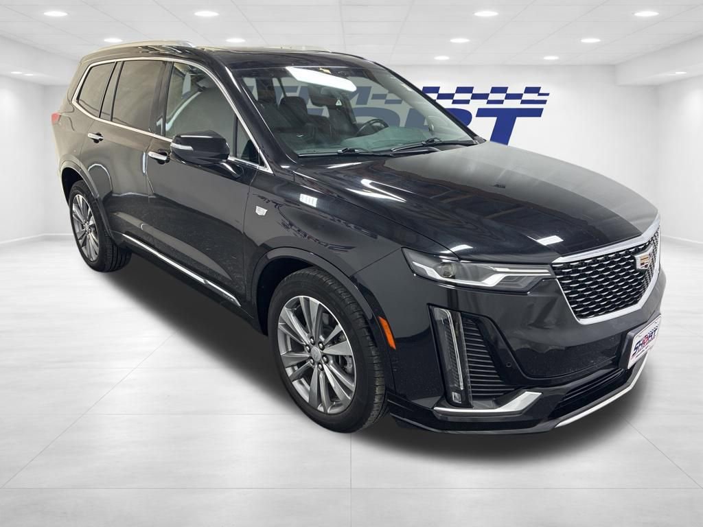 Used 2023 Cadillac XT6 Premium Luxury AWD/4WD image 3