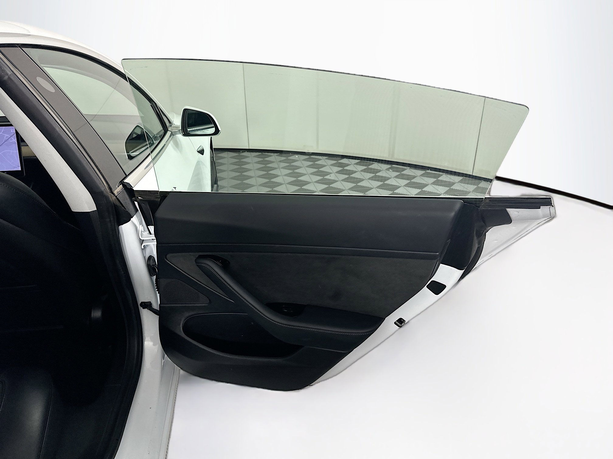 Used 2020 Tesla Model 3 Standard Range Plus image 27